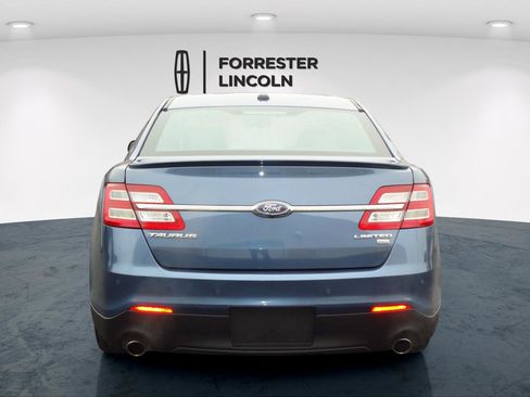 Used 2018 Ford Taurus Limited w/ Driver Assist Package image 4