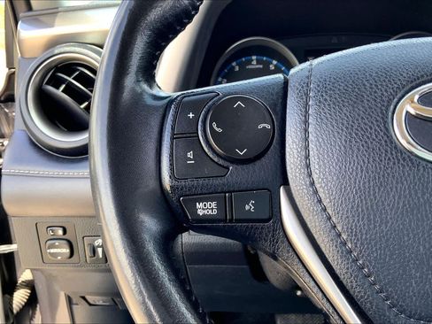 Used 2018 Toyota RAV4 XLE w/ Plus Extra Value Package FWD image 23