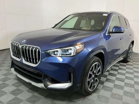 Certified 2025 BMW X1 xDrive28i w/ Convenience Package image 2