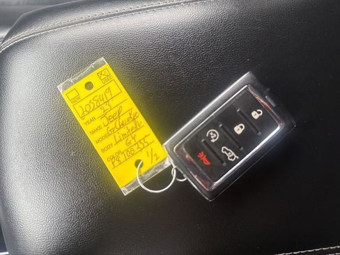 Used 2023 Jeep Grand Cherokee L Limited image 56