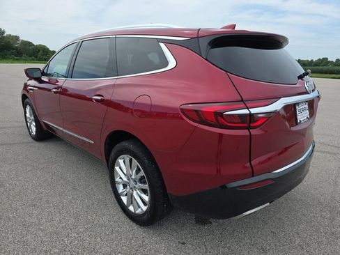 Used 2019 Buick Enclave Essence FWD image 11