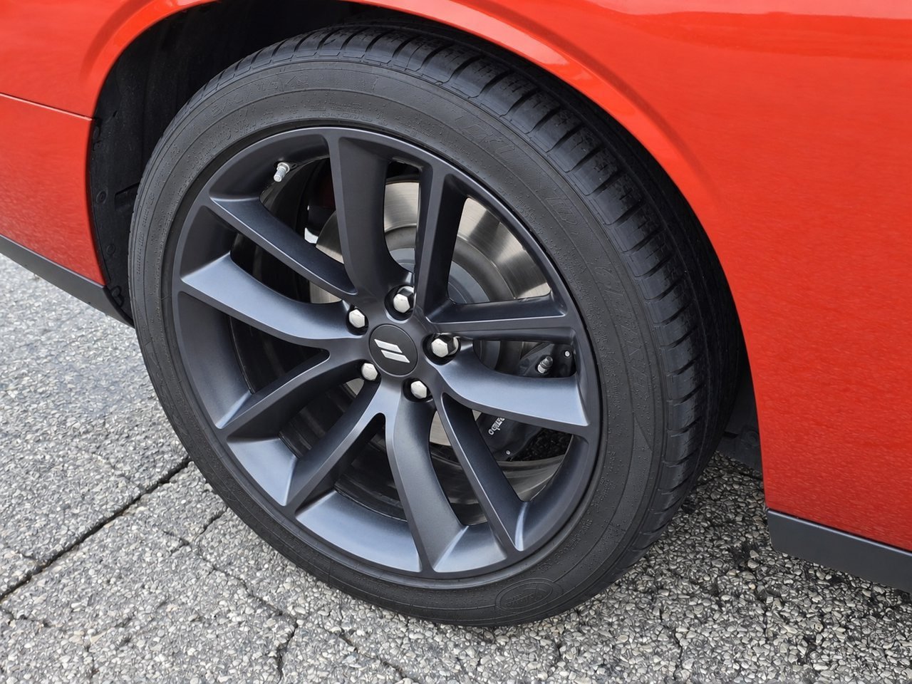 Used 2022 Dodge Challenger R/T w/ Shaker Package RWD image 8