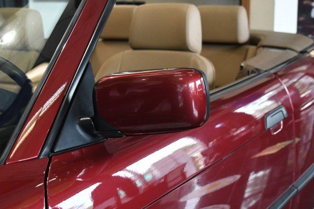 Used 1996 BMW 318i Convertible RWD image 8
