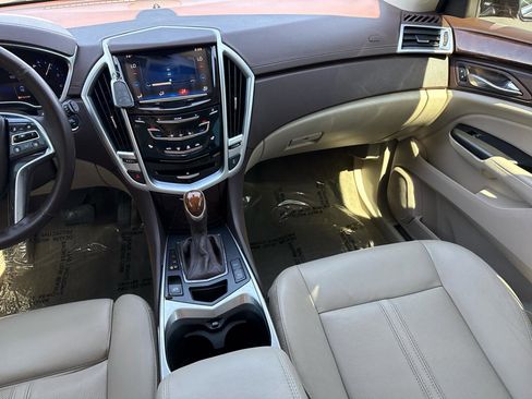 Used 2015 Cadillac SRX Luxury image 42