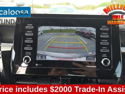 Used 2024 Toyota Camry LE image 20
