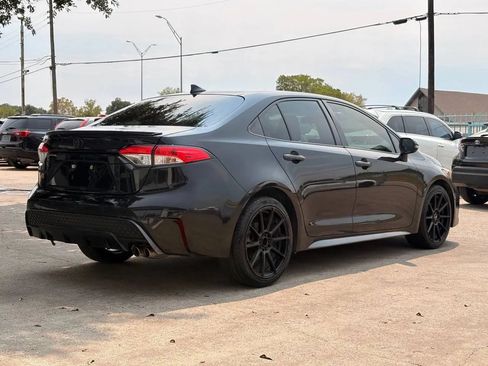 Used 2020 Toyota Corolla SE FWD image 3