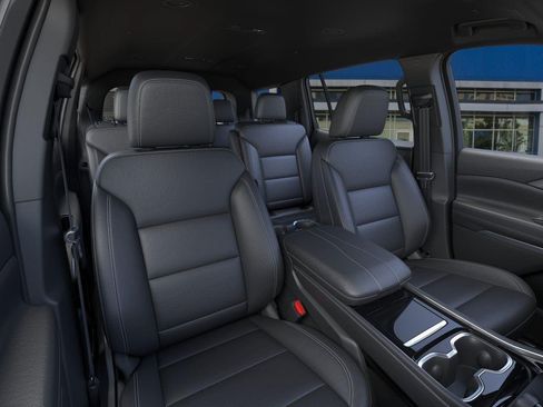 New 2026 Chevrolet Traverse LT w/ Midnight/Sport Edition FWD image 16