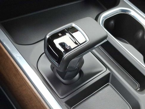 New 2026 Chevrolet Silverado 1500 High Country w/ Midnight Edition image 9