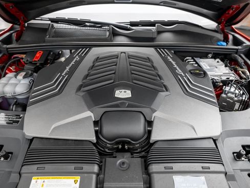 Used 2024 Lamborghini Urus Performante image 9