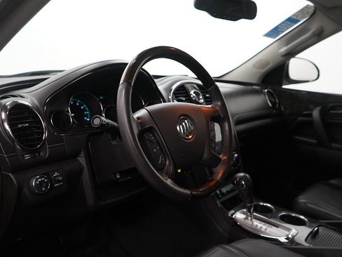 Used 2014 Buick Enclave Leather image 16