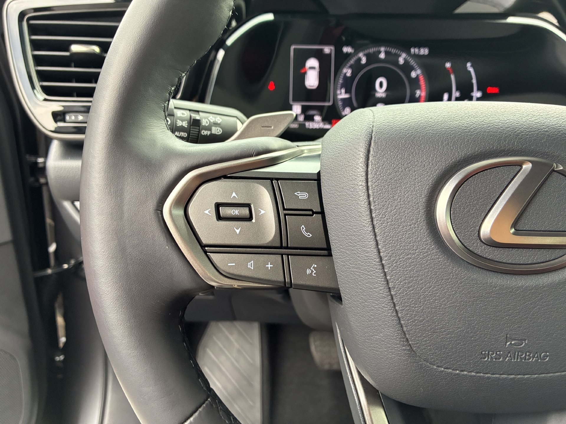 Used 2025 Lexus NX 350 AWD w/ Accessory Package (2T) image 17