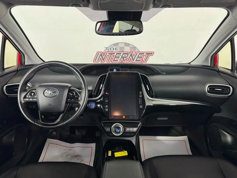 Used 2022 Toyota Prius Prime Limited image 11