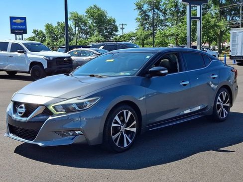Used 2018 Nissan Maxima Platinum FWD image 3