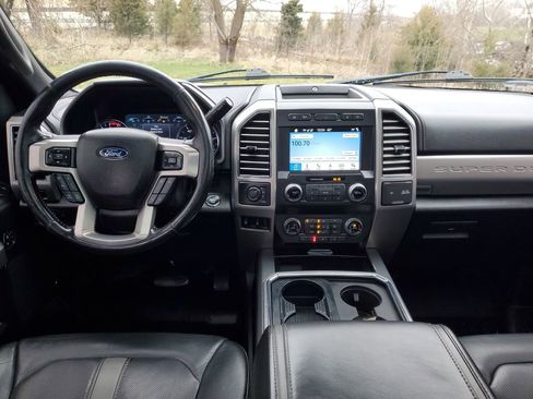 Used 2019 Ford F450 Platinum w/ Platinum Ultimate Package AWD/4WD image 15