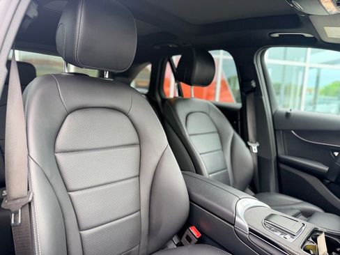 Used 2022 Mercedes-Benz GLC 300 4MATIC image 20