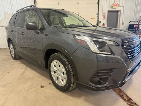 Certified 2023 Subaru Forester AWD/4WD image 10