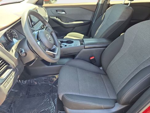 Used 2023 Nissan Rogue SV FWD image 14