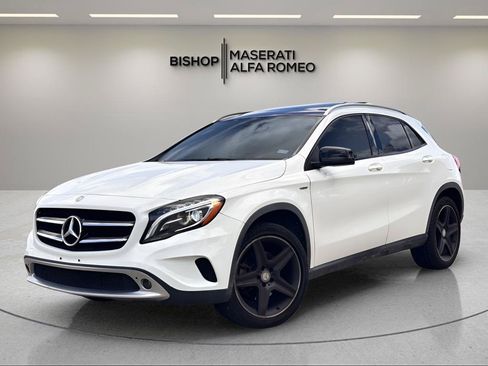 Used 2015 Mercedes-Benz GLA 250 4MATIC image 2