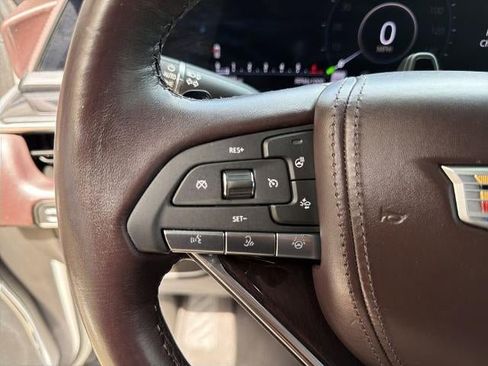 Certified 2024 Cadillac Escalade Premium Luxury Platinum w/ Heavy-Duty Trailer Package AWD/4WD image 29
