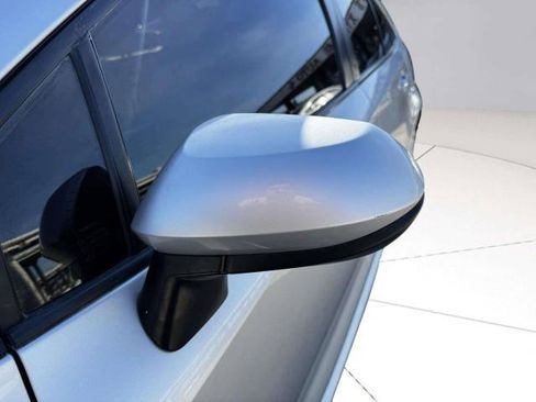 Used 2020 Toyota Corolla LE FWD image 14