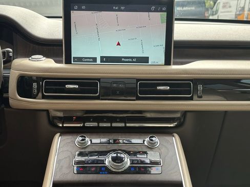 Used 2021 Lincoln Aviator Reserve w/ Equipment Group 201A image 11