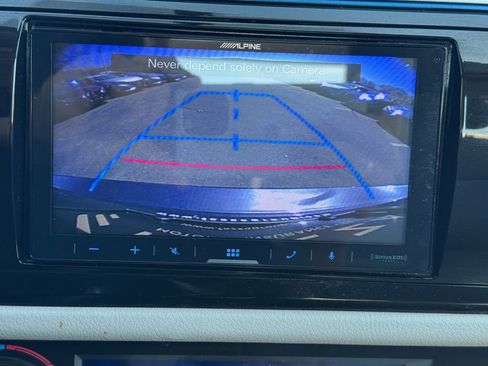 Used 2016 Toyota Corolla LE image 30