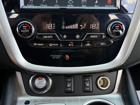 Used 2017 Nissan Murano SV AWD/4WD image 17