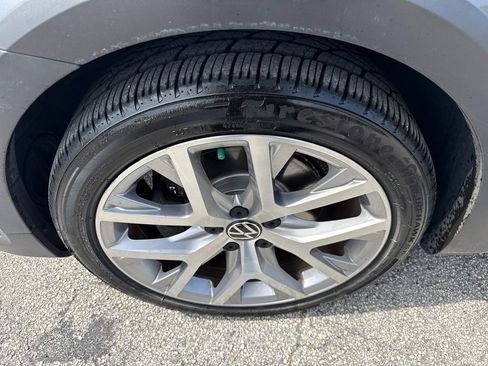 Used 2019 Volkswagen Golf Alltrack SEL AWD/4WD image 12