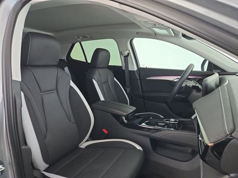 Used 2025 Buick Envision Sport Touring image 35