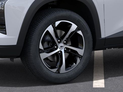 New 2026 Chevrolet Trax RS w/ Sunroof Package FWD image 10