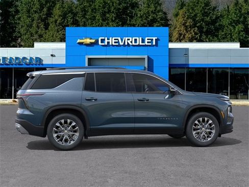 New 2026 Chevrolet Traverse LT w/ Sun and Wheel Package image 5