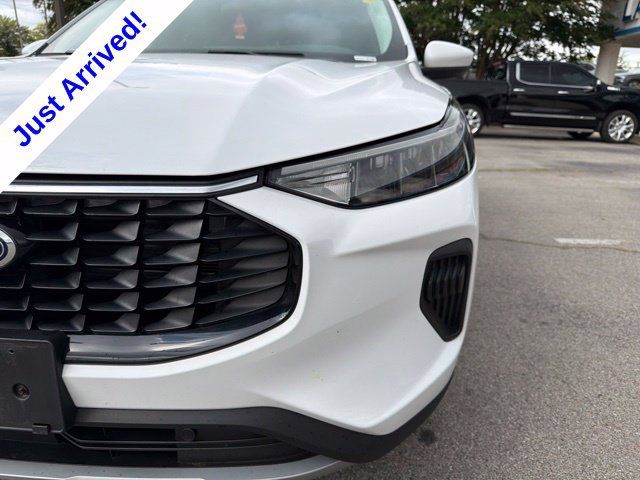 Used 2024 Ford Escape Active w/ Tech Pack #2 AWD/4WD image 10