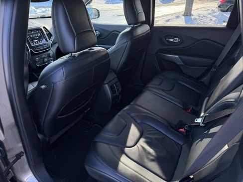 Used 2021 Jeep Cherokee Latitude Lux w/ Comfort/Convenience Group image 20