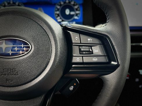 Used 2026 Subaru Outback Limited AWD/4WD image 18