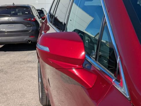 Used 2024 Cadillac XT6 Premium Luxury image 13