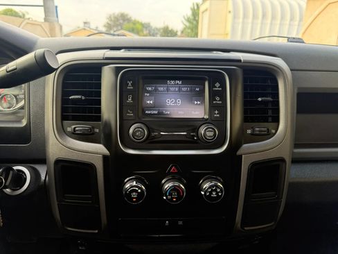 Used 2013 RAM 1500 Express RWD image 17