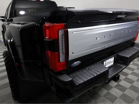 Used 2024 Ford F450 Limited w/ FX4 Off-Road Package image 57