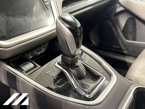 Used 2022 Subaru Outback Limited AWD/4WD image 19