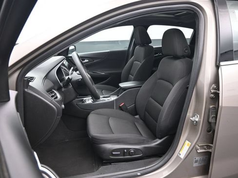 Used 2024 Chevrolet Malibu LT FWD image 21
