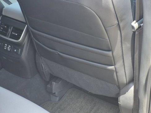 Certified 2025 Subaru Outback Limited AWD/4WD image 19