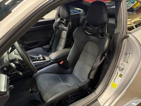 Used 2025 Porsche 911 Turbo S image 17