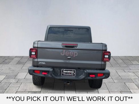 Used 2024 Jeep Gladiator Rubicon w/ Technology Group AWD/4WD image 6