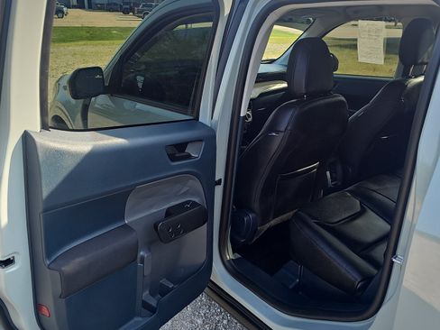 Used 2024 Ford Maverick XL FWD image 13