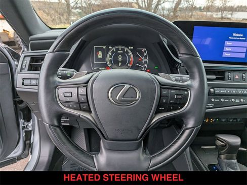 Used 2025 Lexus ES 350 350 Luxury w/ Accessory Package (Z2) image 23