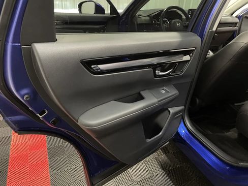 Used 2024 Honda CR-V EX-L image 38