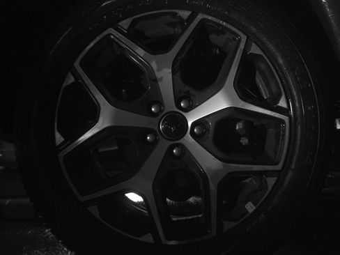 Used 2025 Jeep Compass Limited image 13