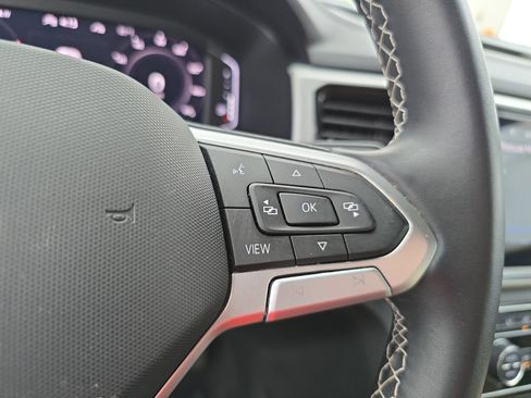 Used 2023 Volkswagen Atlas Cross Sport SE image 18