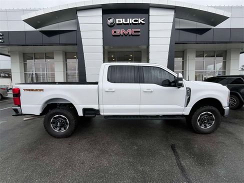 Used 2023 Ford F250 Lariat w/ Tremor Off-Road Package image 2