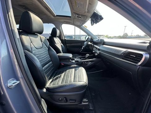 Used 2024 Kia Telluride SX Prestige AWD/4WD image 29