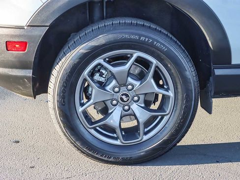 Used 2023 Ford Bronco Sport Badlands w/ Premium Package image 10